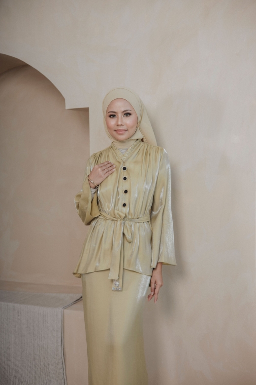 Aiyla Modern Kurung - Champagne Yellow